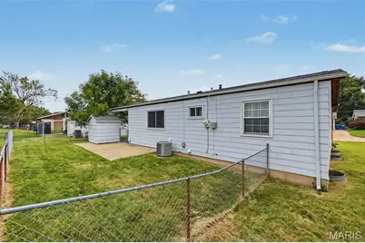 2263 McKelvey Road, Maryland Heights, MO 63043 - Photo 29