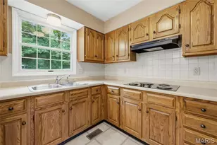 176 Spring Oaks Dr, Ballwin, MO 63011 - Photo 21