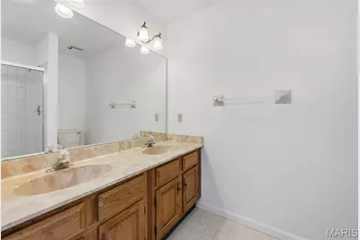 176 Spring Oaks Drive, Ballwin, MO 63011 - Photo 37