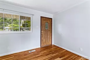 1060 Loveland Dr, Florissant, MO 63031 - Photo 5