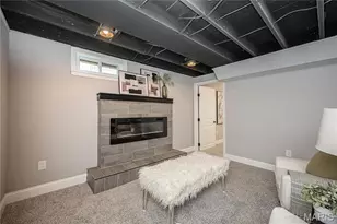 133 Embassy Ln, Kirkwood, MO 63122 - Photo 17