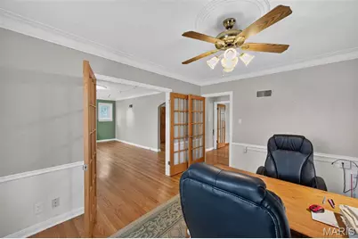 9015 Gravois Road, Affton, MO 63123 - Photo 15
