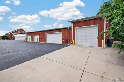 9015 Gravois Road, Affton, MO 63123 - Photo 63