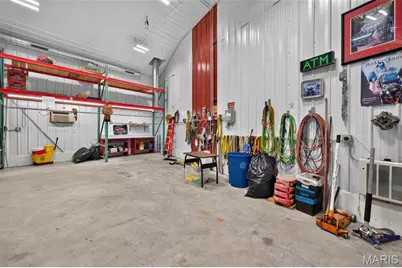 9015 Gravois Road, Affton, MO 63123 - Photo 57