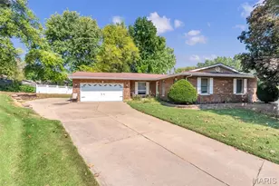 6 Cambridge Ct, Saint Charles, MO 63301 - Photo 1