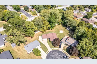 6 Cambridge Court, Saint Charles, MO 63301 - Photo 5