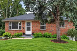 9016 Bessemer Ave, Berkeley, MO 63134 - Photo 1