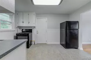 325 S Marguerite Ave, Saint Louis, MO 63135 - Photo 9