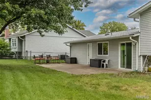 615 Country Lake Dr, Saint Peters, MO 63376 - Photo 31