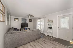 615 Country Lake Dr, Saint Peters, MO 63376 - Photo 5