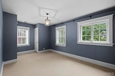 422 Mission Court, University City, MO 63130 - Photo 17