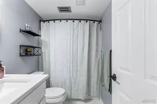12561 Chardin Pl, Saint Louis, MO 63128 - Photo 23