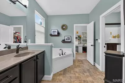 1302 Spring Lilly Drive, High Ridge, MO 63049 - Photo 23