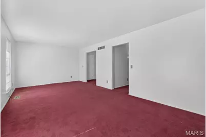 6683 Parker Road #B, Florissant, MO 63033 - Photo 5