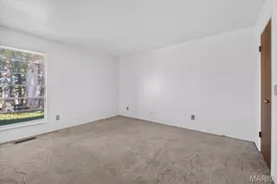 6683 Parker Rd, Florissant, MO 63033 - Photo 11