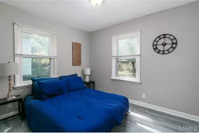 609 Belmont Place, Saint Louis, MO 63135 - Photo 11