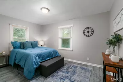 609 Belmont Place, Saint Louis, MO 63135 - Photo 9