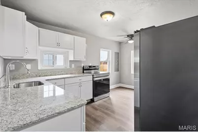 727 Benton Street, Valley Park, MO 63088 - Photo 15