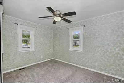 9617 Echo Lane, Overland, MO 63114 - Photo 19