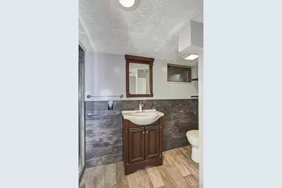 9617 Echo Lane, Overland, MO 63114 - Photo 31