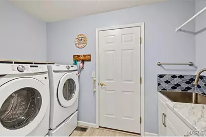 8 Soenker Circle, Saint Peters, MO 63376 - Photo 7