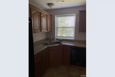 5466 Keller Road, Saint Louis, MO 63128 - Photo 5