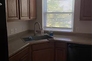 5466 Keller Rd, Saint Louis, MO 63128 - Photo 5