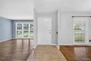 11695 Chandellay Dr, Saint Louis, MO 63146 - Photo 3