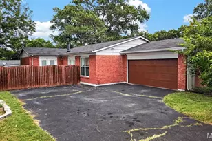 11695 Chandellay Dr, Saint Louis, MO 63146 - Photo 43