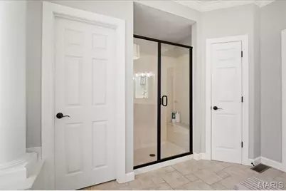 961 Tara Oaks Drive, Chesterfield, MO 63005 - Photo 39