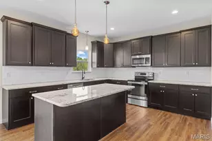 1045 Palisades Ln, Pacific, MO 63069 - Photo 3