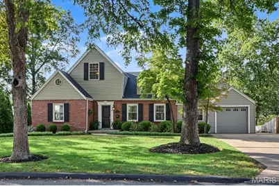 10 Southridge Drive, Glendale, MO 63122 - Photo 1