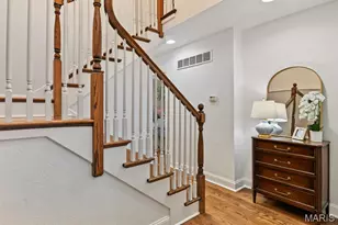 10 Southridge Dr, Glendale, MO 63122 - Photo 5