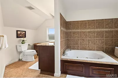10 Southridge Drive, Glendale, MO 63122 - Photo 27