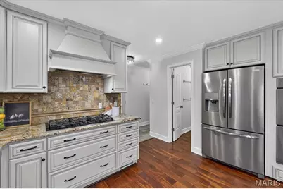 1821 Topping Road, Saint Louis, MO 63131 - Photo 21