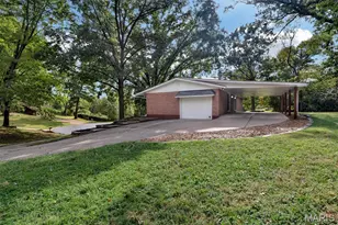 9 Green Garden Dr, Saint Ann, MO 63074 - Photo 41