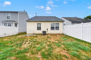 1119 Liberty Gardens Ct, Florissant, MO 63031 - Photo 31