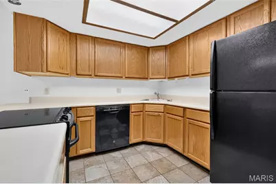 1440 Heritage Landing #304, Saint Charles, MO 63303 - Photo 15