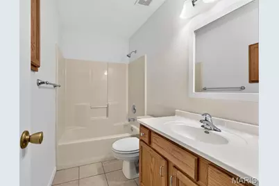 1440 Heritage Landing #304, Saint Charles, MO 63303 - Photo 21