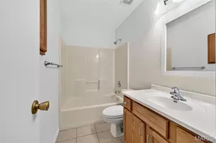 1440 Heritage Landing, Saint Charles, MO 63303 - Photo 21