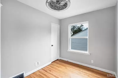 9809 Lullaby Lane, Saint Louis, MO 63114 - Photo 13