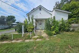 501 Nebraska St, Louisiana, MO 63353 - Photo 1
