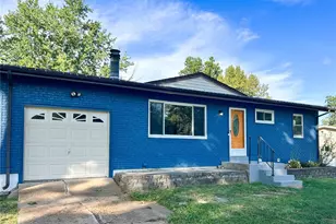 155 Martigney Dr, Saint Louis, MO 63129 - Photo 1