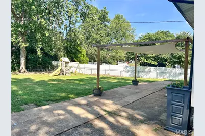 155 Martigney Drive, Saint Louis, MO 63129 - Photo 17