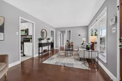 503 Holiday Avenue, Hazelwood, MO 63042 - Photo 5