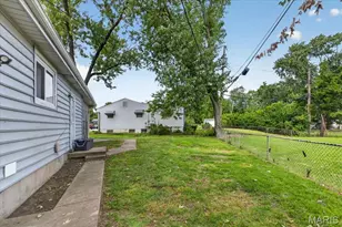 503 Holiday Ave, Hazelwood, MO 63042 - Photo 29