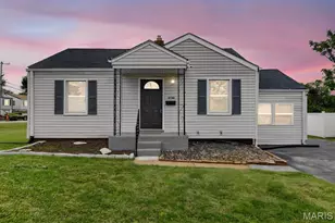 3166 O Hare Dr, Saint Ann, MO 63074 - Photo 1