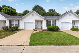524 Pacific Estates Dr, Pacific, MO 63069 - Photo 1