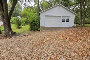 11750 Quarrytown Rd, Saint Genevieve, MO 63670 - Photo 7