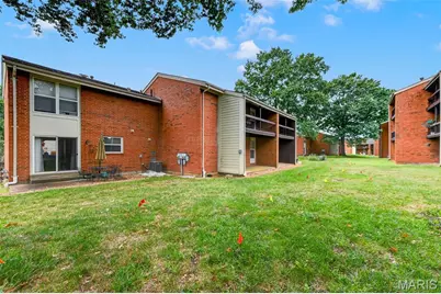 1953 Greenglen Drive #201, Kirkwood, MO 63122 - Photo 21